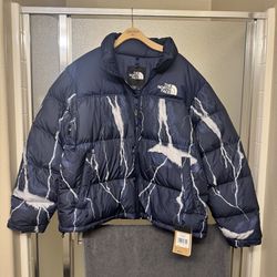 Men’s brand new The North Face nuptse size XL