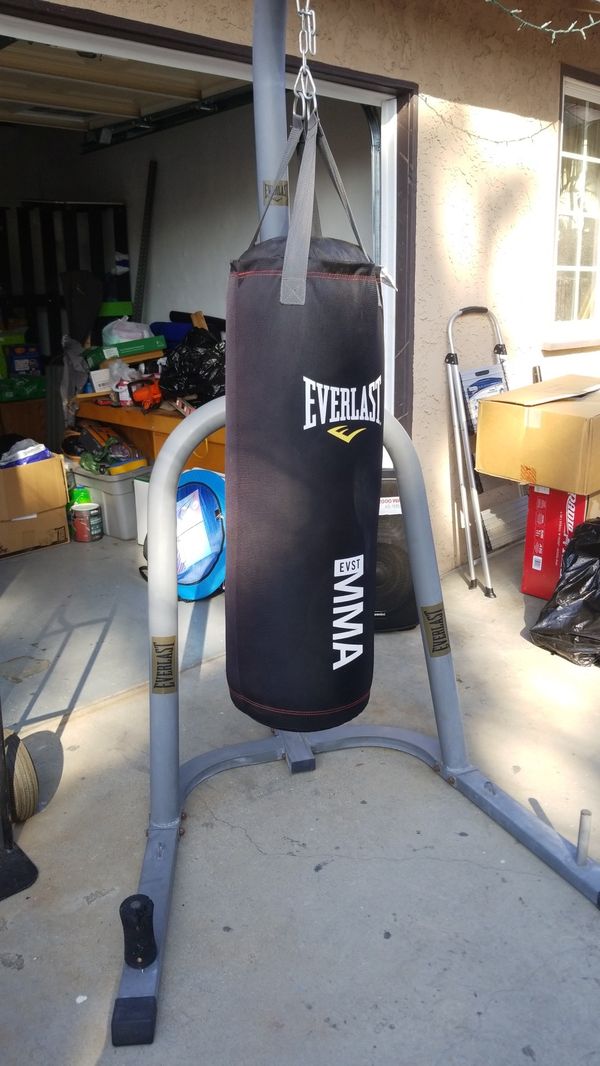 MMA Everlast punching bag and stand for Sale in Fullerton, CA OfferUp
