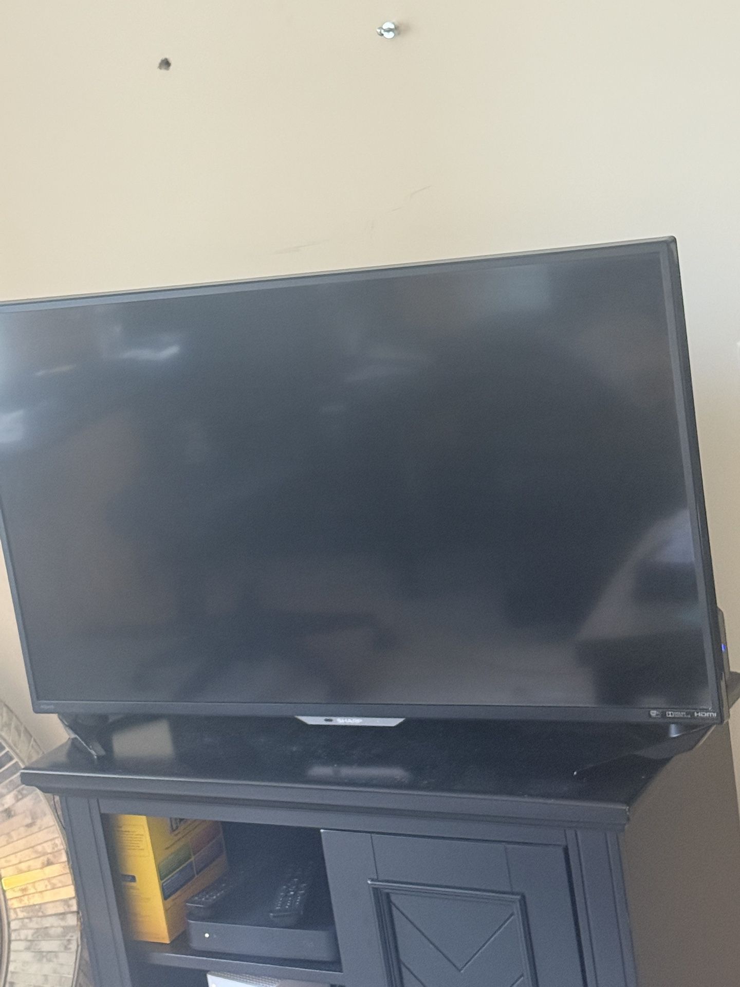 Sharp 4K TV 43in