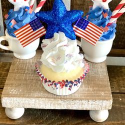 Faux Fourth Of July Cupcake