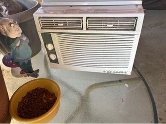 Window air conditioner