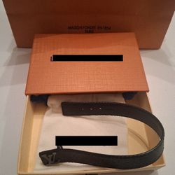 Designer Slim Bracelet Black *New* with Box