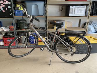 Fuji Crosstown 1.0 LIKE BRAND NEW!