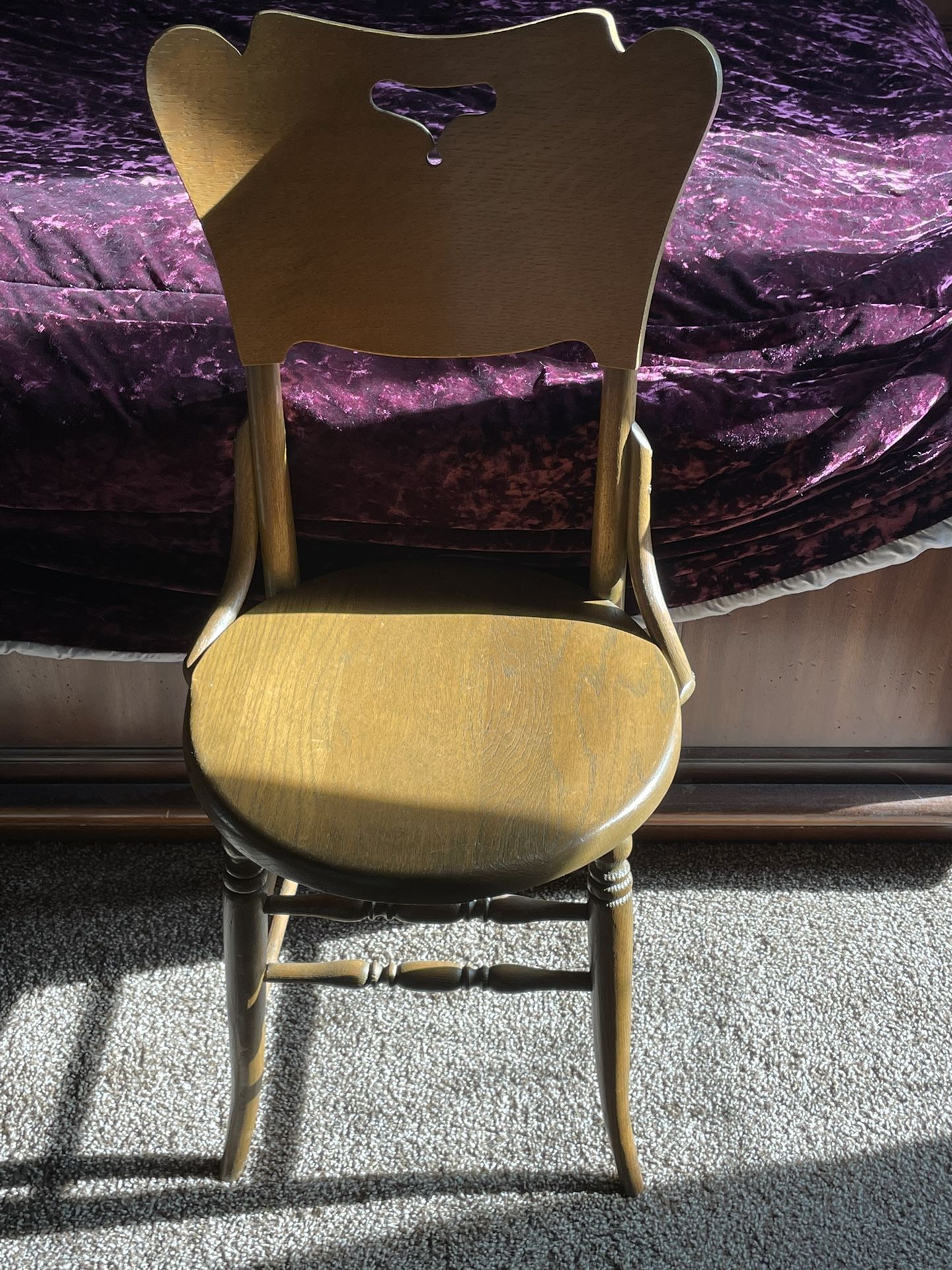 SIX QUANTITY Victorian Era Antique Solid Wooden Chairs