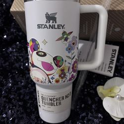 🎅🎄🎁 Stanley takashi Murakami tumbler  White Tumbler with Floral Design🎁🎄🎅