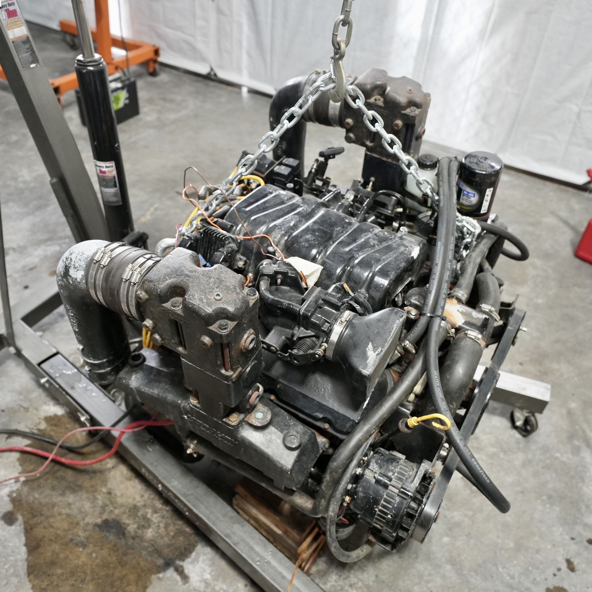 Used Boat Motor Engine Mercruiser 7.4 MPI V8 454 Mercury Marine Quicksilver  Quicksilver