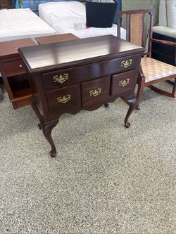 Ethan allen lowboy