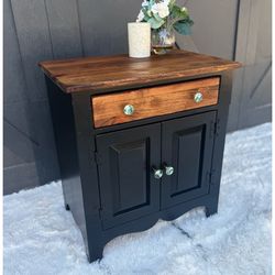 Stunning Ethan Allen Refinished Side Table / Cabinet / Nightstand