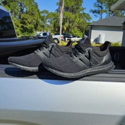 Adidas Ultraboost Men's Sz 11