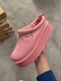 Size 6W, 7W, 8W, 9W, 10W - UGG Tazz Valentine’s Day Edition Tropical Pink Slippers