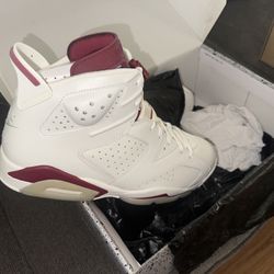Air Jordan 6 Maroon