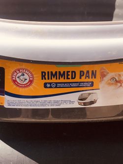 Rimmed Pan