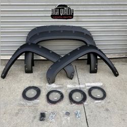 Chevy Silverado 2007. 2013 Fender Flare. 