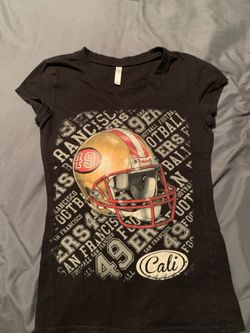 Women Medium 49ers T-shirt