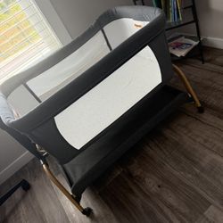 Angel Bliss Baby bassinet 