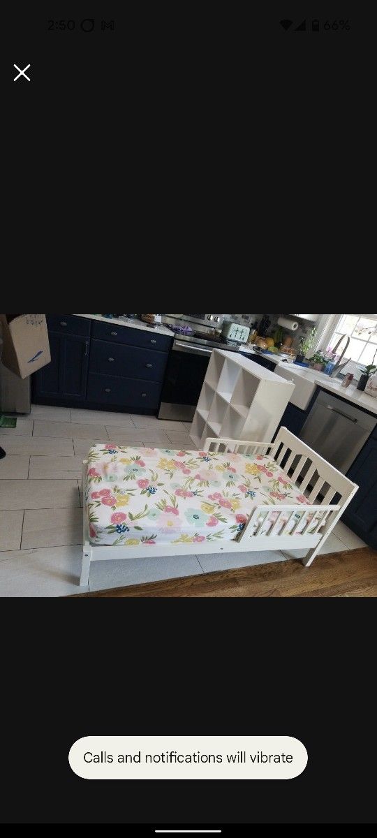 Toddler Bed, Matress Used Less Than 1 year