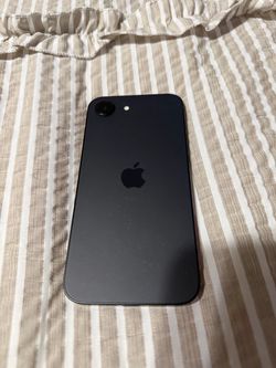 iPhone 16e (LOCKED)