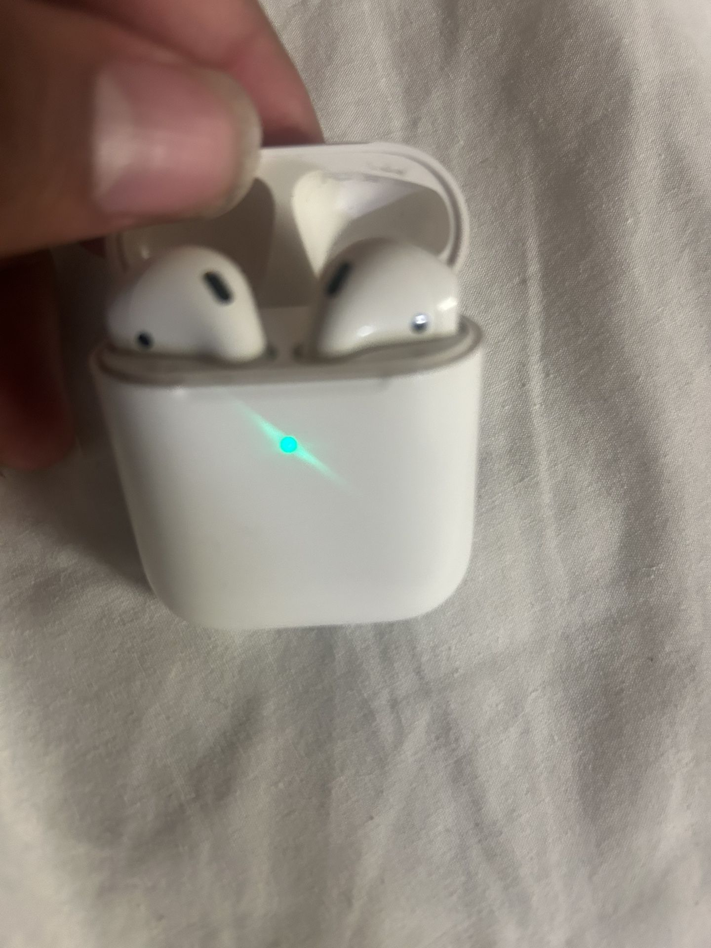 AirPods 