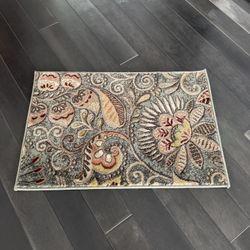 2’ x 3’ Indoor Rug