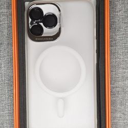 📱✨ MagSafe iPhone Case with Camera Lens Protector ✨📱
🔹 Compatible with iPhone  🔹
Stylish design | Full camera protection | Availabl