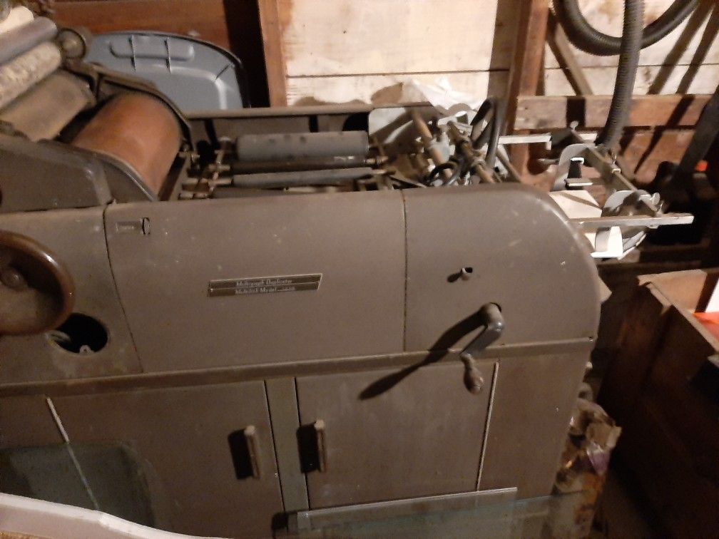 1250 Multilith Offset Printer
