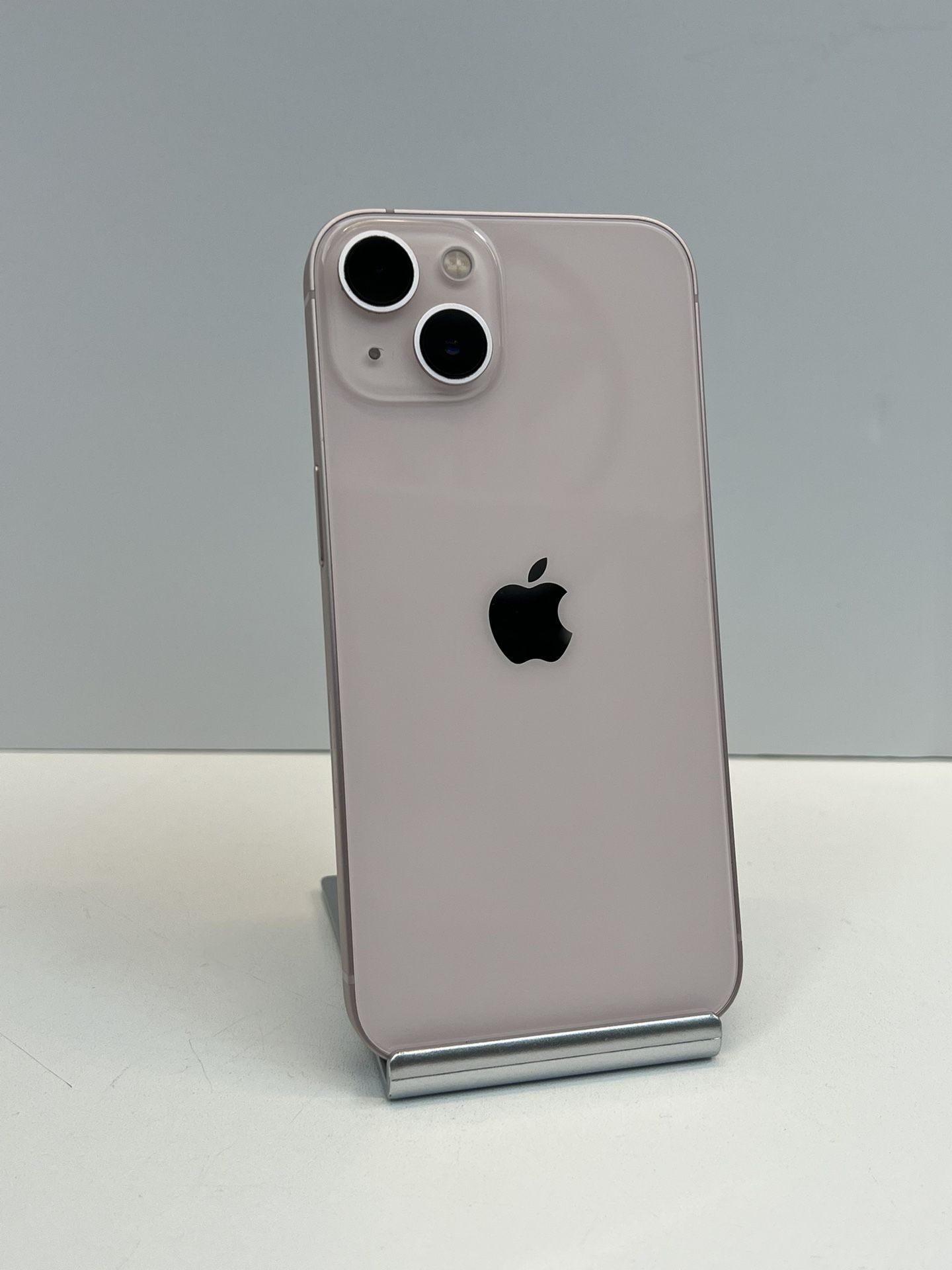 Apple Iphone 13 128gb. ( UNLOCKED )
