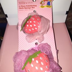 Strawberry Shortcake Exfoliating Bath Sponge Set. NEW! Limited Edition!!
