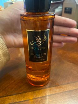 D137 FOREVER Secrets of Arabia Eau de Parfum