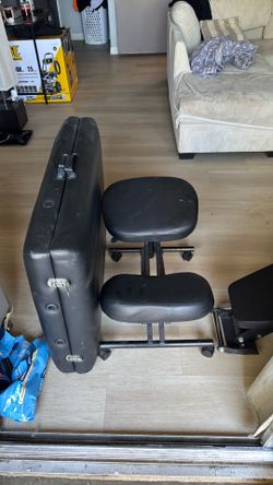 Lash chair and lash bed good condition had it in the garage for 6 month want it out