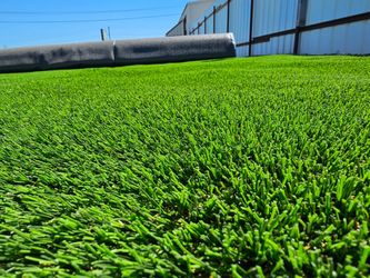 🇺🇸 Brand New USA-Made Artificial Turf Rolls 15x100 – Only $1.09/Sq Ft!