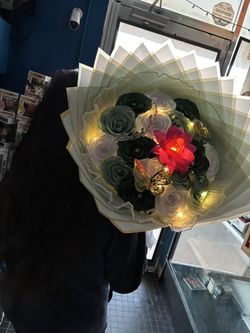 Custom Ribbon Flowers And Crochet Flowers