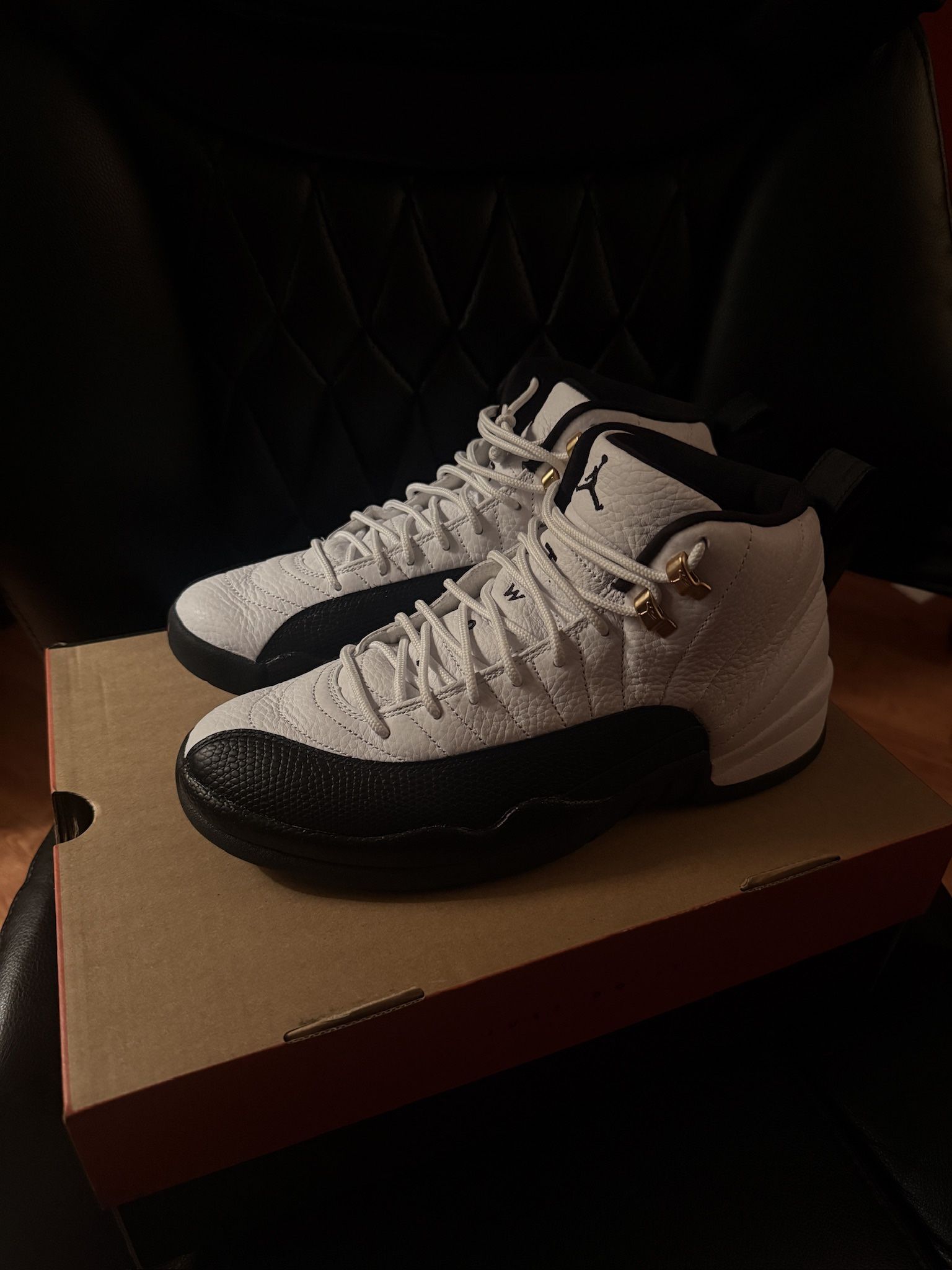 Jordan 12 White N Black