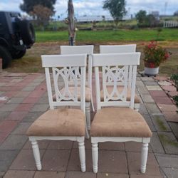 4 Dining Chairs