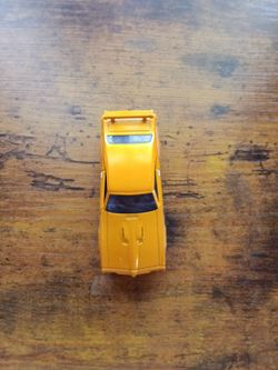 Hot Wheels Pontiac GTO Judge 1970 Yellow Diecast Car Model 1:64