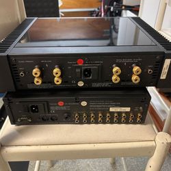 Meridian 556 Power Amplifier + Meridian 501 control unit