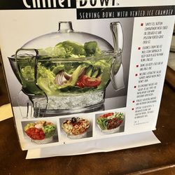 NEW IN BOX Prodyne "Chiller Bowl" on Ice – 6.5 Qt Acrylic Serving Bowl with Lid & Servers
