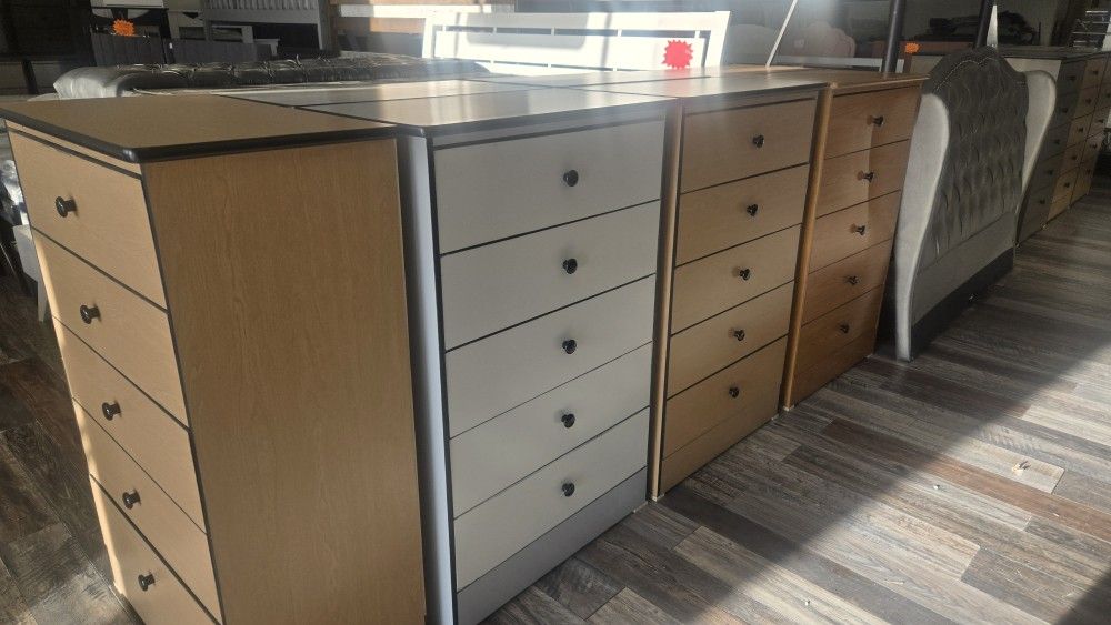 Chest / Dresser (5 Drawer)
