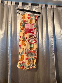 Strawberry Shortcake Plush Throw Blanket