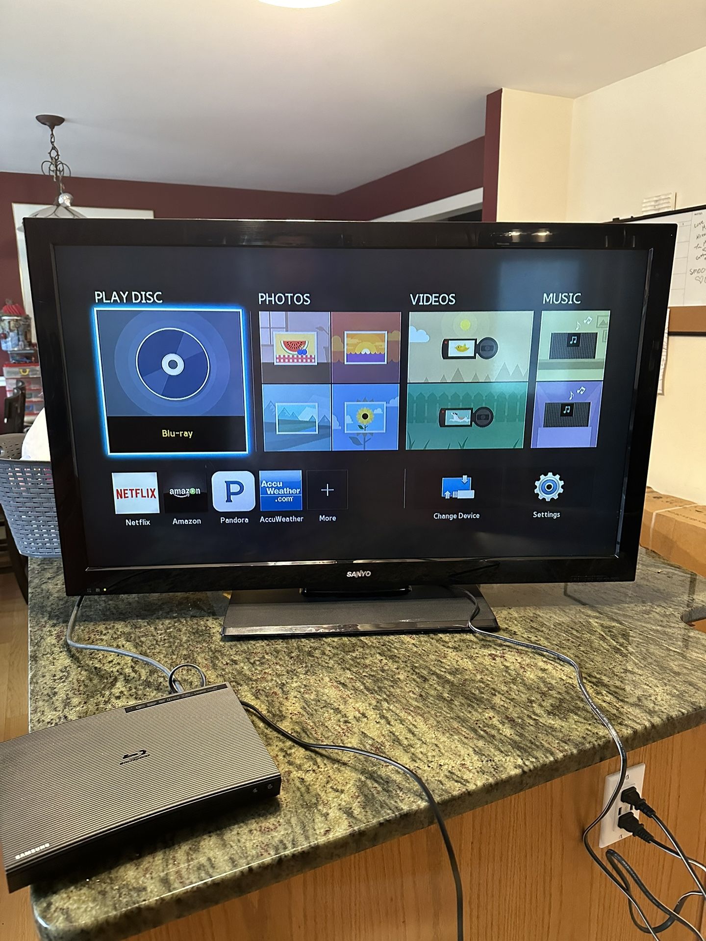 42” Sanyo Tv $90