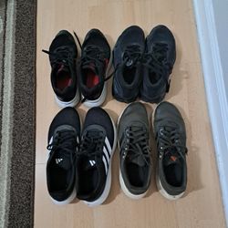 4 Sneakers 