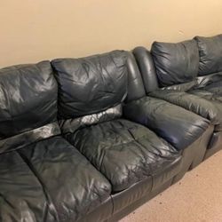 2 Set Navy Blue Couches Great Condition 