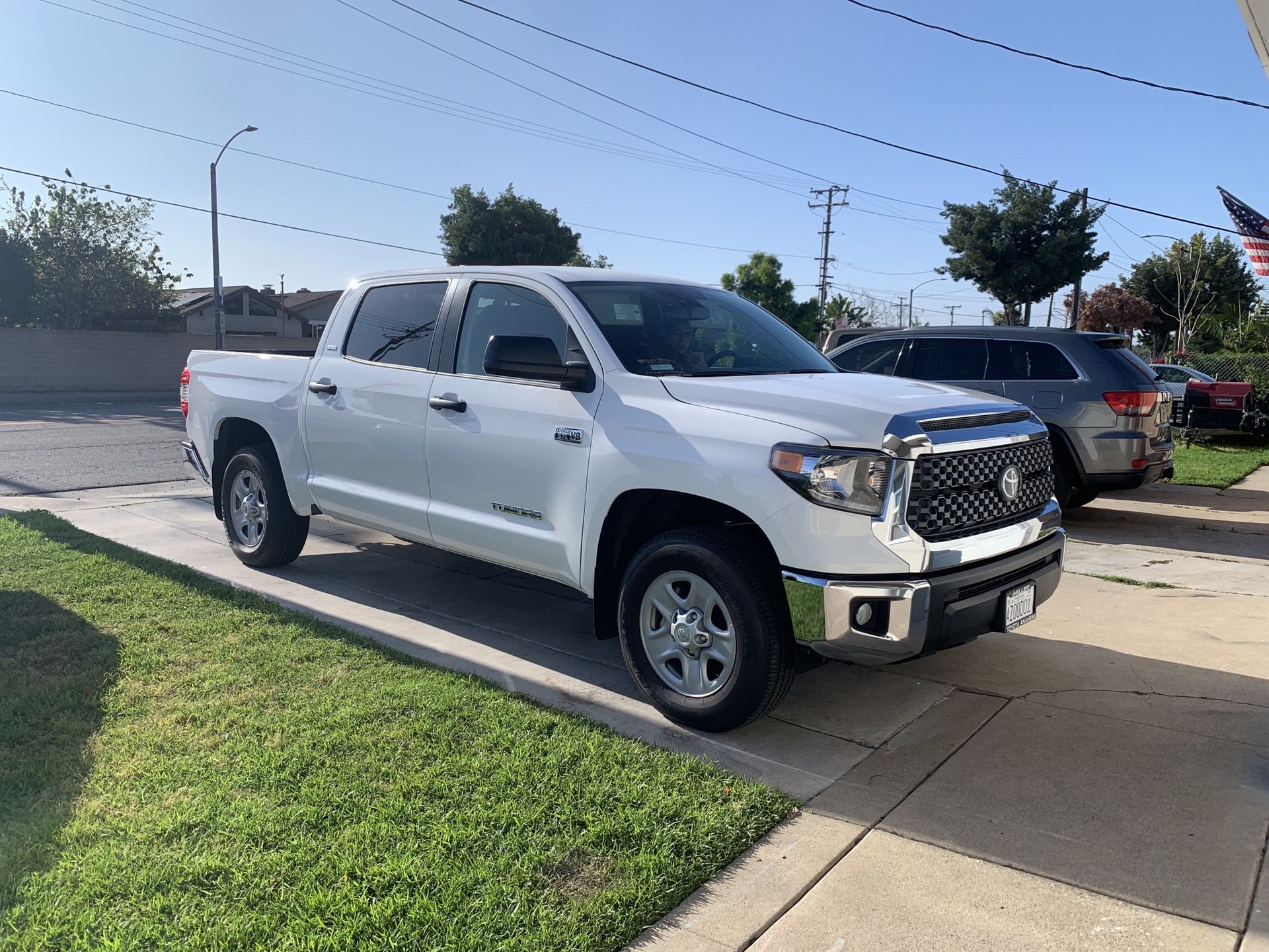 2020 Toyota Tundra wheels and tires