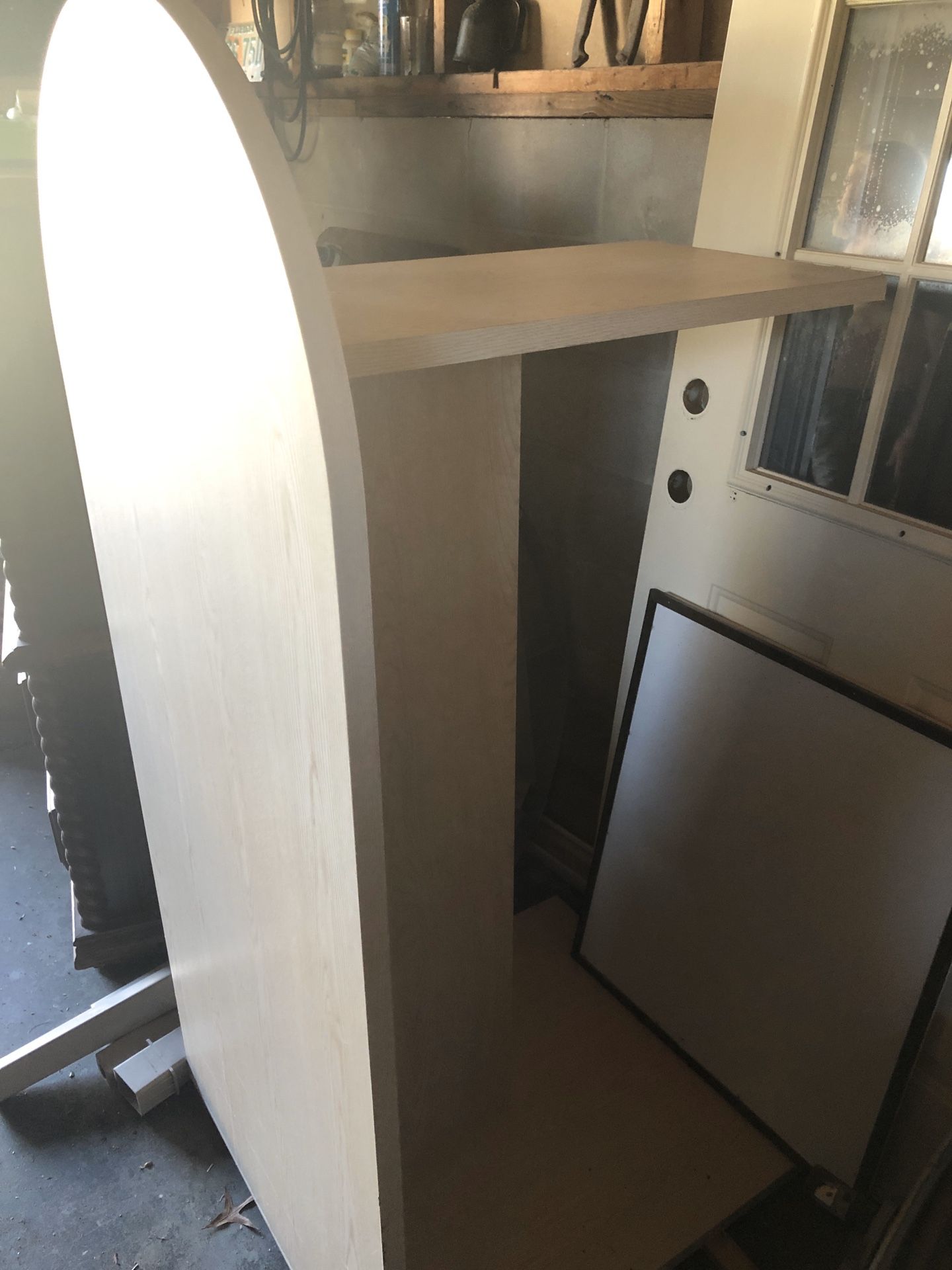 Off white peninsula desk with pull out for keyboard includes glass top