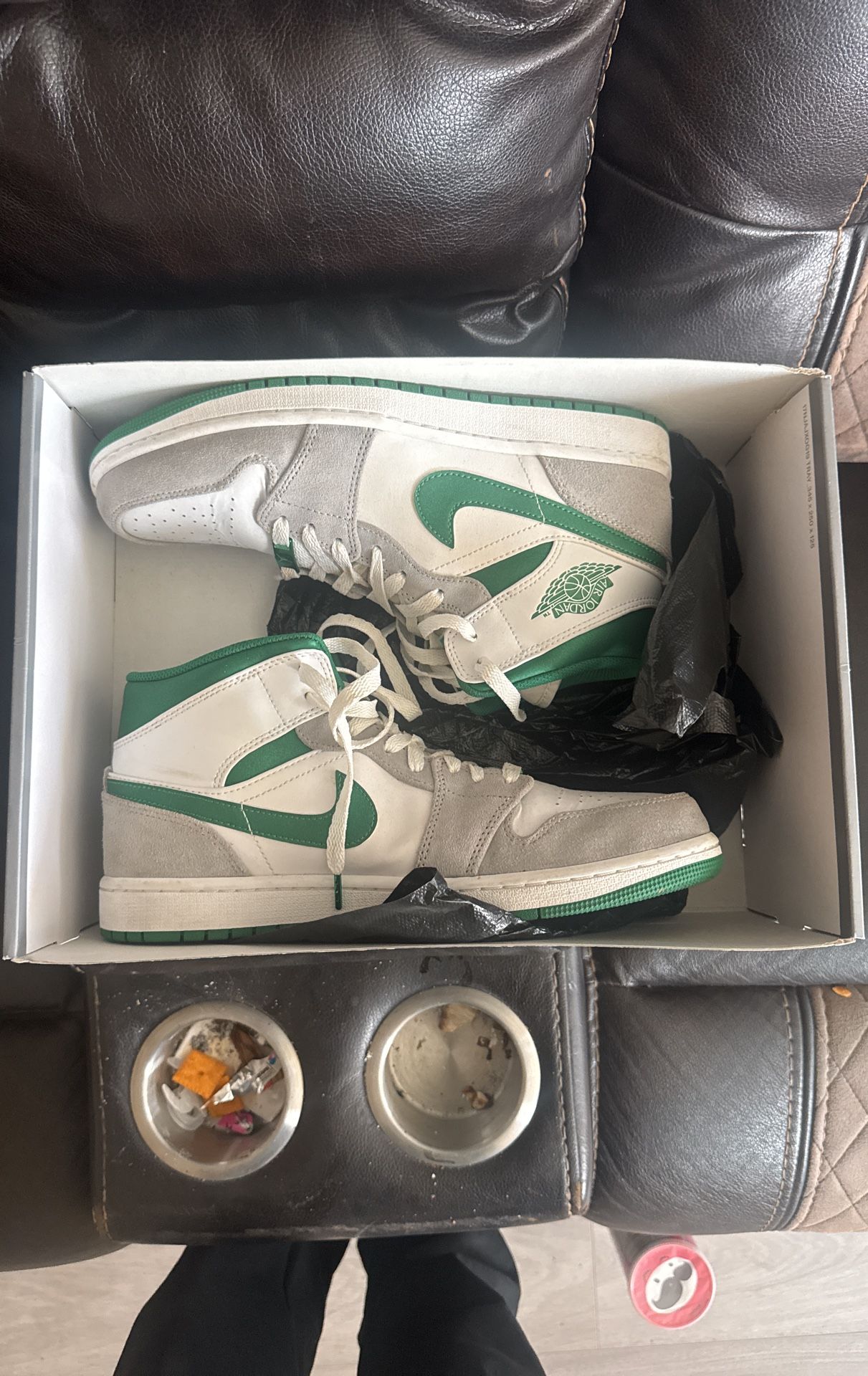 Green Jordan AJ 1 Mid