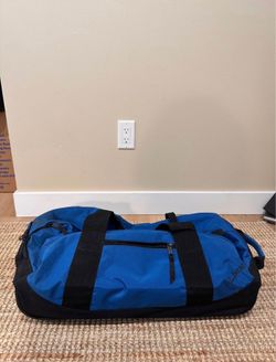 L.L.Bean Rolling Duffle Bag Wheeled Travel Luggage Blue Carry-On Suitcase