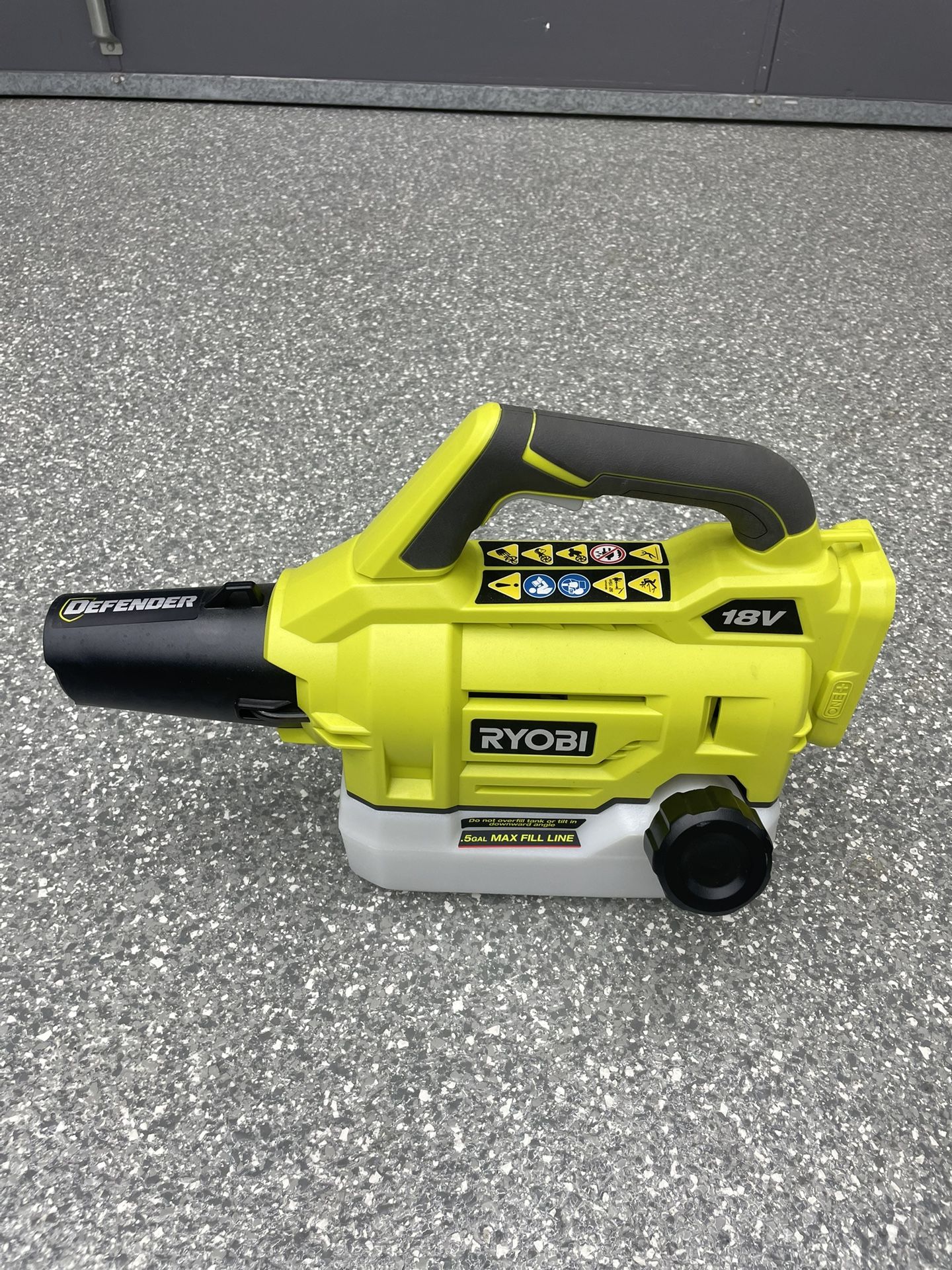 Ryobi P2805 Fogger 18V, tool only, clean and in great condition.