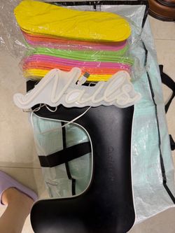 Nails LED Neon Sign with USB Cable,Pedicure Disposable Sandals & Arm Rest (Kendall Fl)