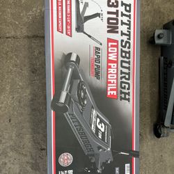 Pittsburgh 3 Ton Jack 