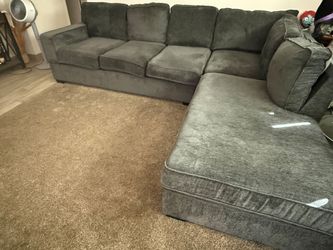 Couch, Sofa Sectional, FULL SIZE, LIKE NEW