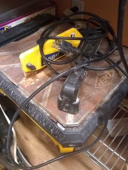 QEP 650 3/4 HP WET TILE SAW